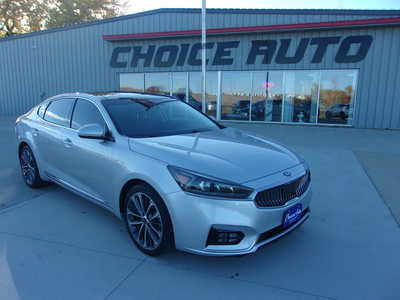 2018 Kia Cadenza, $20500. Photo 1
