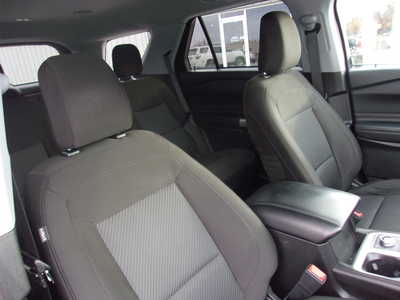 2023 Ford Explorer, $30250. Photo 10