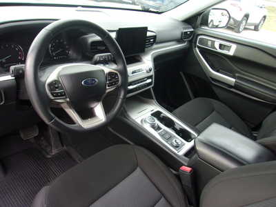 2023 Ford Explorer, $30250. Photo 11