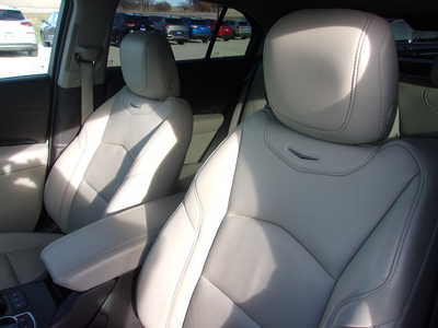 2023 Cadillac XT4, $26500. Photo 10