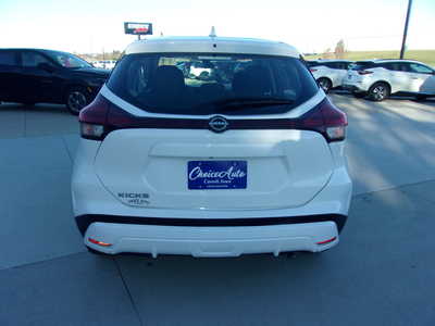 2022 Nissan Kicks, $18750. Photo 4