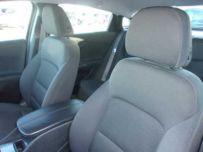 2023 Chevrolet Malibu, $18450. Photo 11
