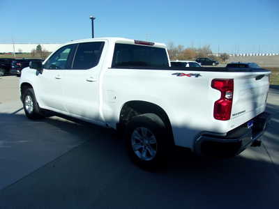 2021 Chevrolet 1500 Crew Cab, $30450. Photo 10