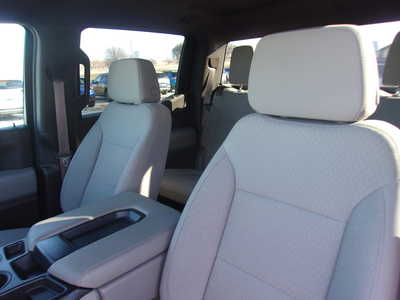 2021 Chevrolet 1500 Crew Cab, $30450. Photo 11