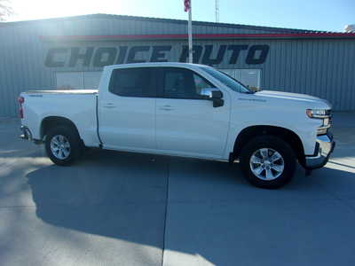 2021 Chevrolet 1500 Crew Cab, $30450. Photo 2