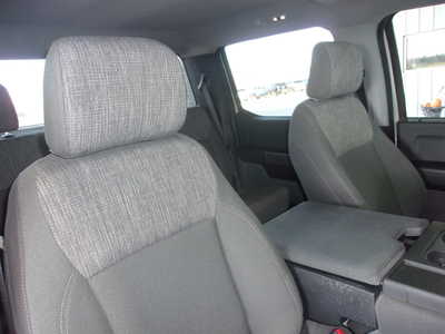 2023 Ford F150 Crew Cab, $26800. Photo 12