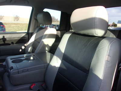 2011 Toyota Tundra Crew Cab, $12900. Photo 11