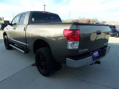 2011 Toyota Tundra Crew Cab, $12900. Photo 9