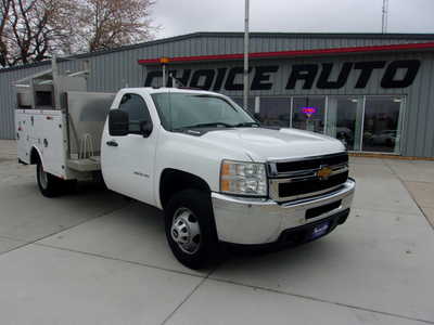 2012 Chevrolet 3500 Reg Cab, $12900. Photo 1