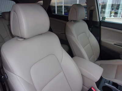 2017 Hyundai Tucson, $17800. Photo 10