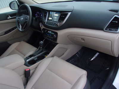 2017 Hyundai Tucson, $17800. Photo 12