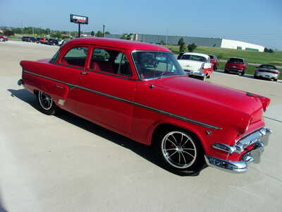 1954 Ford Crestline, $53500. Photo 2