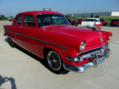 1954 Ford Crestline, $53500. Photo 1