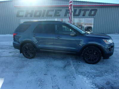 2018 Ford Explorer, $17750. Photo 2