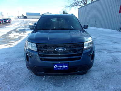 2018 Ford Explorer, $17750. Photo 5