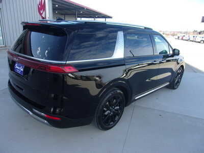 2024 Kia Carnival, $40900. Photo 3
