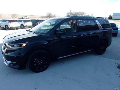 2024 Kia Carnival, $40900. Photo 6