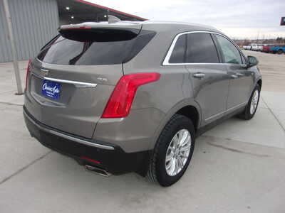 2018 Cadillac XT5, $16450. Photo 3