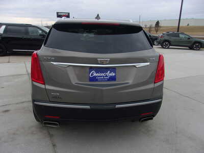 2018 Cadillac XT5, $16450. Photo 4