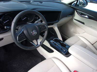 2021 Buick Envision, $29900. Photo 11