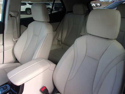 2021 Buick Envision, $29900. Photo 9