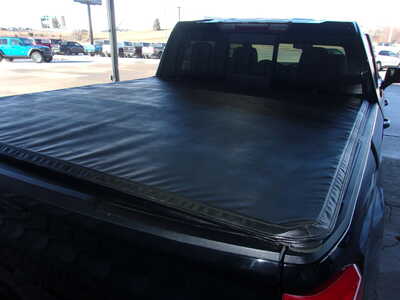 2022 Chevrolet 1500 Crew Cab, $37900. Photo 9