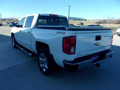 2017 Chevrolet 1500 Crew Cab, $19900. Photo 8