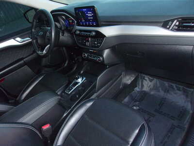 2020 Ford Escape, $18450. Photo 12