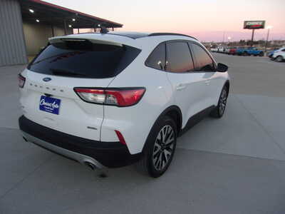 2020 Ford Escape, $18450. Photo 3