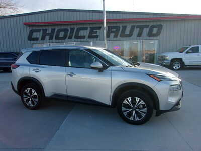 2022 Nissan Rogue, $21850. Photo 2