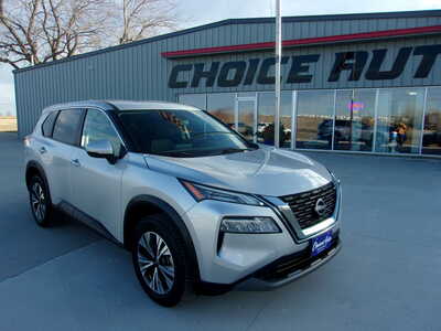 2022 Nissan Rogue, $21850. Photo 1