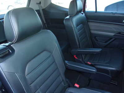 2022 Volkswagen Atlas, $30500. Photo 11