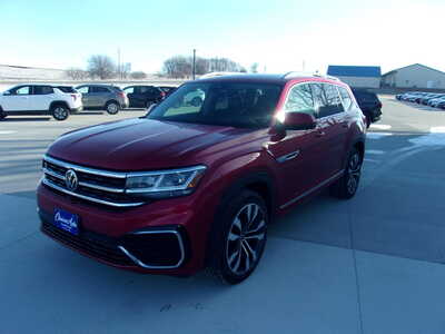 2022 Volkswagen Atlas, $30500. Photo 5