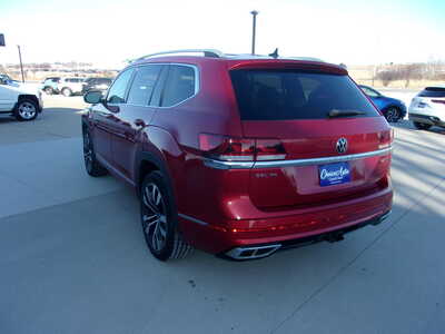 2022 Volkswagen Atlas, $30500. Photo 7
