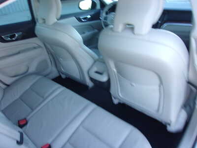 2022 Volvo S60, $20900. Photo 11