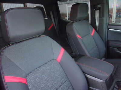 2026 Chevrolet Colorado Crew Cab, $39900. Photo 11