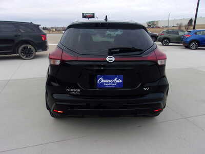 2021 Nissan Kicks, $16250. Photo 4