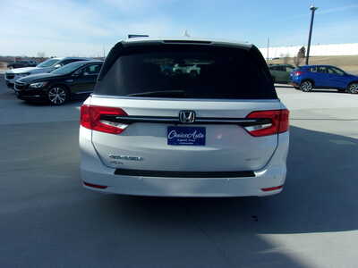 2022 Honda Odyssey, $36500. Photo 4