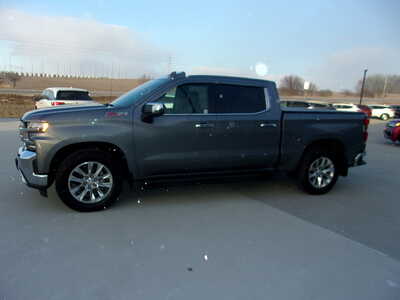 2022 Chevrolet 1500 Crew Cab, $32500. Photo 8