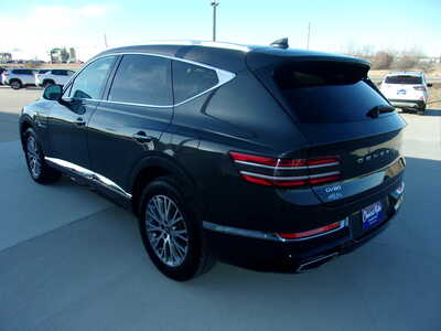 2024 Genesis GV80, $34500. Photo 8