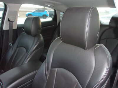 2017 Buick LaCrosse, $16900. Photo 9