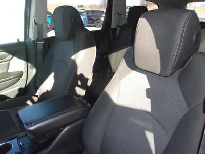 2017 Chevrolet Traverse, $10450. Photo 9