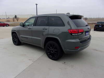 2022 Jeep Grand Cherokee, $27750. Photo 8