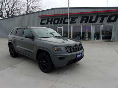 2022 Jeep Grand Cherokee, $27750. Photo 1