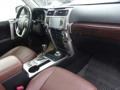 2023 Toyota 4Runner, $48900. Photo 10