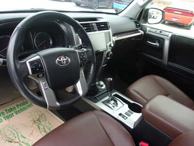 2023 Toyota 4Runner, $48900. Photo 9