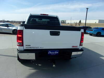 2009 GMC 1500 Crew Cab, $14900. Photo 4