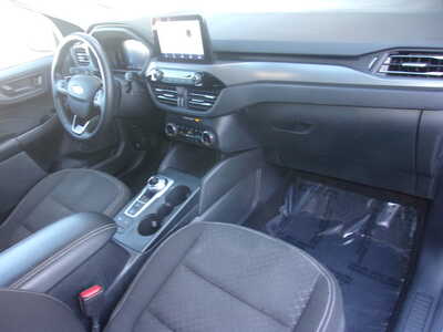 2023 Ford Escape, $19850. Photo 11