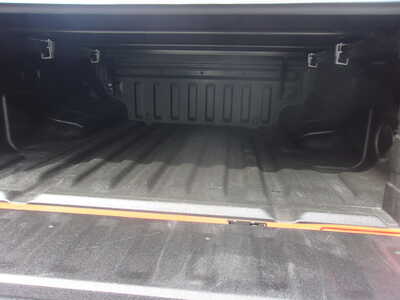 2025 Nissan Frontier, $40850. Photo 11