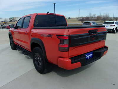 2025 Nissan Frontier, $40850. Photo 9